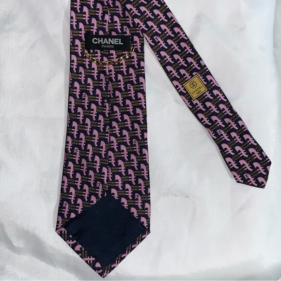 CHANEL navy SILK necktie CRAVAT tie orchid pink abstract pattern w/chainlink - Picture 7 of 8